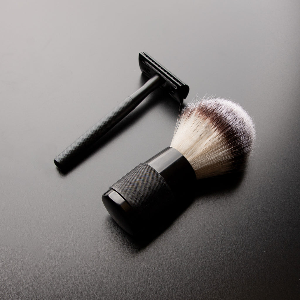 SHAVING SET  inkl. Klingen